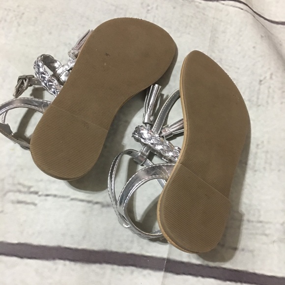 Children’s Place silver summer sandals - Picture 2 of 6